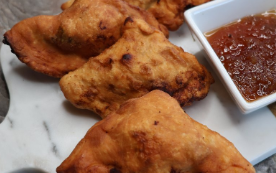 Spicy Duck Meat Samosa