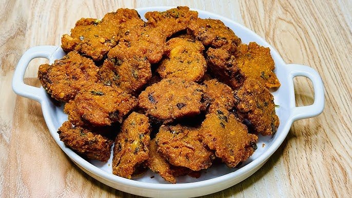 Piyaju | Crispy Bangladeshi Lentil and Onion Fritters Recipe