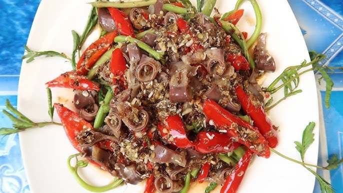 Ant Larvae Stir-Fry