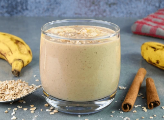 Banana Date and Nut Smoothie