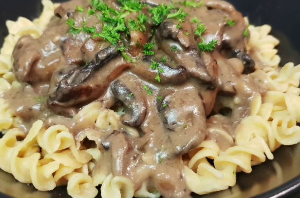 Mushroom Stroganoff Recipe | Creamy, Rich & Comforting Vegetarian Dish