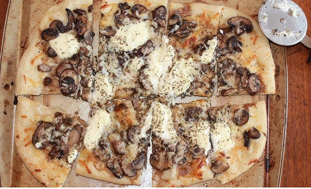 Mushroom Truffle Pizza Recipe | Gourmet, Earthy & Luxuriously Creamy Pizza
