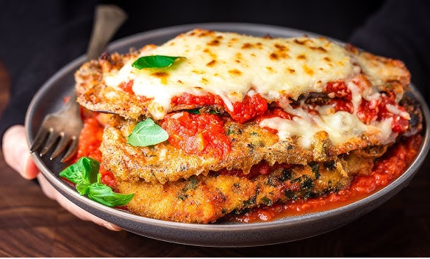 Chicken Parmesan Recipe | Crispy, Cheesy & Classic Italian Favorite