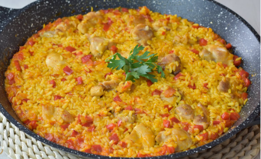 Arroz con Pollo Recipe | Flavorful Chicken & Rice One-Pot Meal