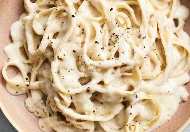 Creamy Alfredo Noodles