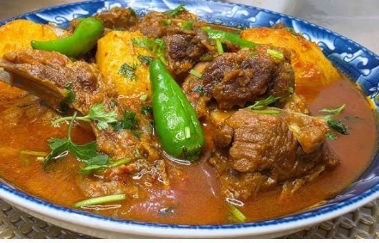 Authentic Pakistan Aloo Gosht Recipe | Traditional Pakistani Meat and Potato Curry